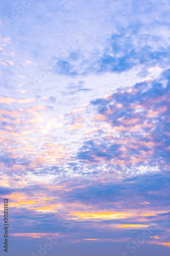 Fototapeta Naklejka Na Ścianę i Meble -  Beautiful cloud around sky at sunrise time
