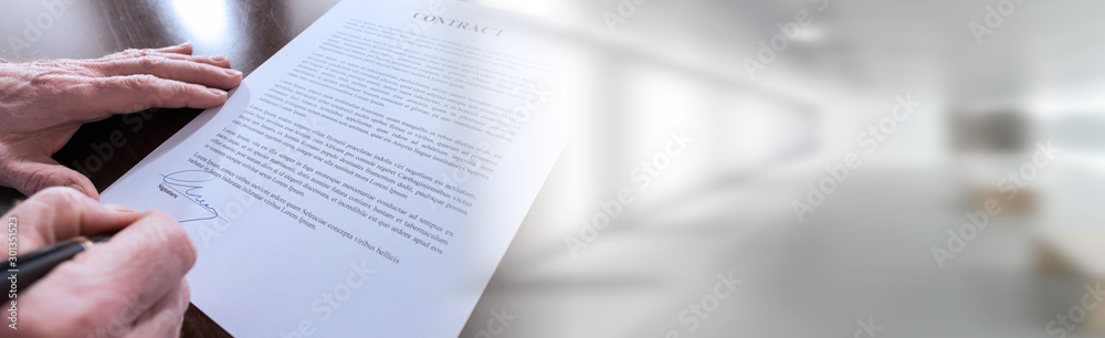 Obraz premium Signing of a contract; panoramic banner
