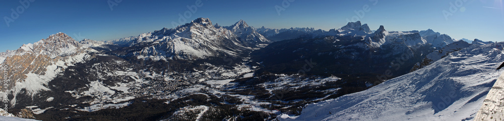 Valley in the Alps (Cortina d'Ampezzo)