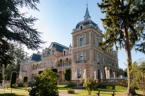 Obraz na płótnie Hermes villa in Vienna w salonie