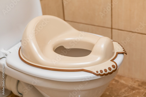 Принти на полотні Lid for toilet seat for children