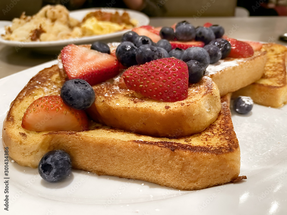french toast with berries french toast with berries