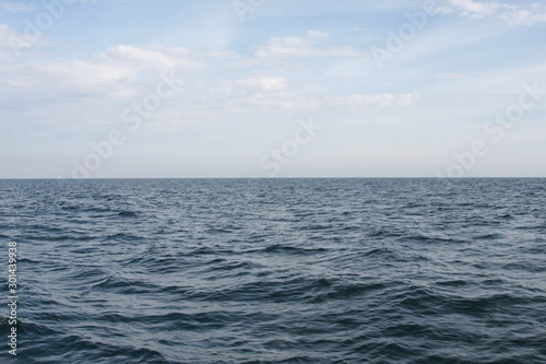 Horizonte marino visto desde el barco