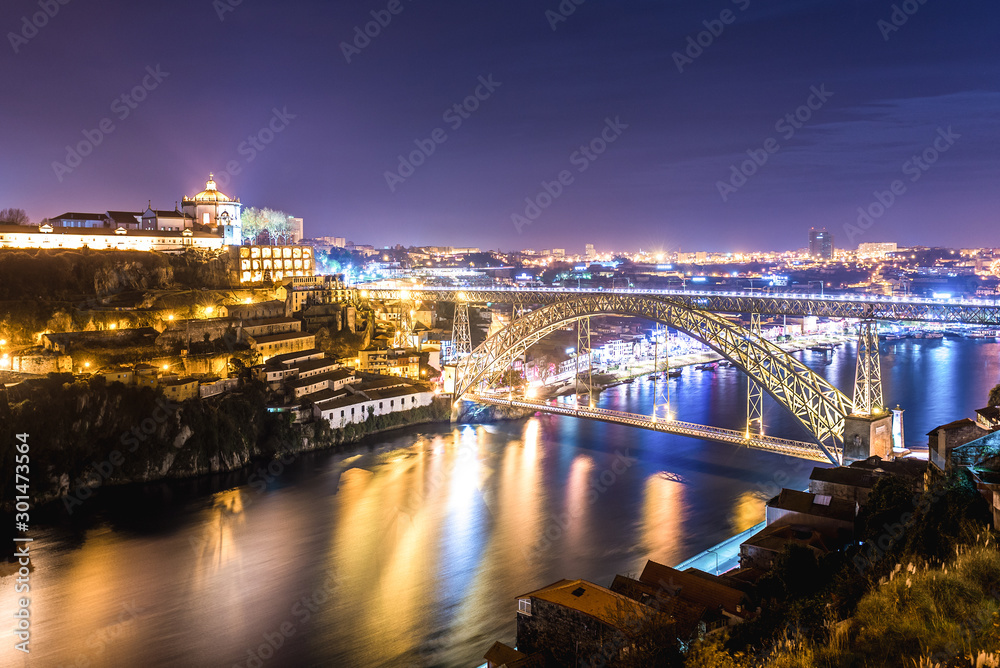 Night view with Luis I Bridge conntected Porto city with Vila Nova de Gaia, Portugal