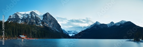 Lake Louise panorama