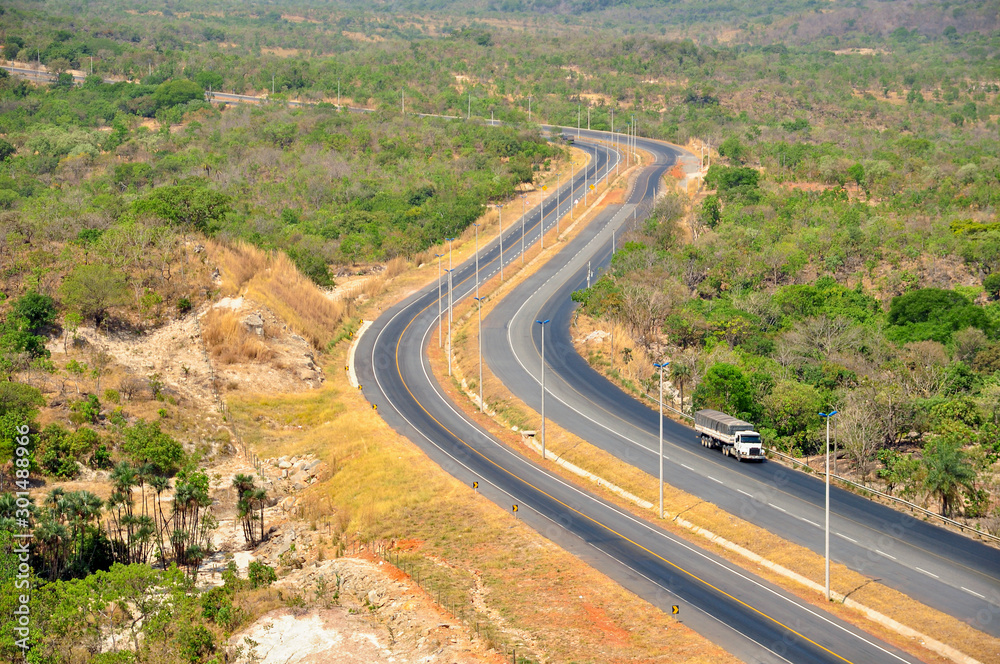 Fototapeta premium old white truck on curvy road