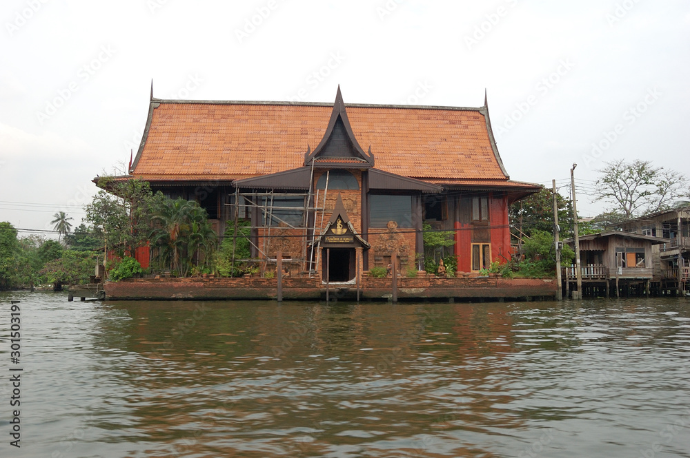 A modern temple in one of the khlongs of Bangkok, Thailand
