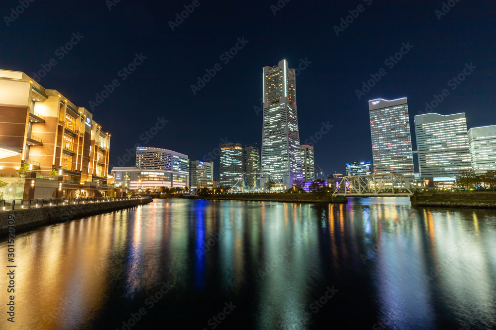 横浜みなとみらいの夜景