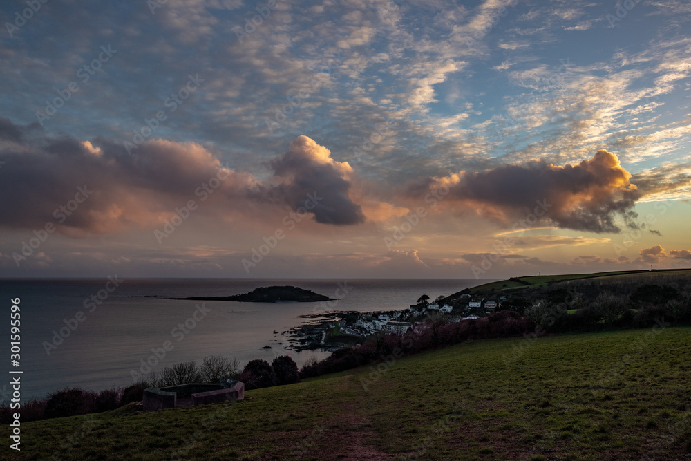 Obraz premium Sunset over Looe and Looe Island Cornwall