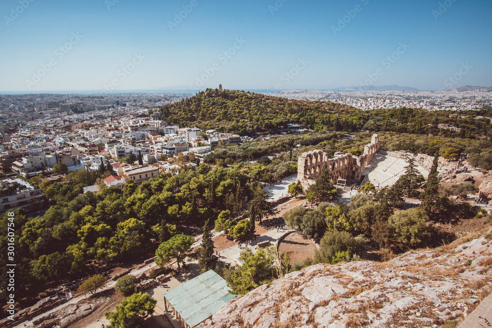 Panorama Filopappou und Odeon des Herodes Atticus in Athen, Griechenland