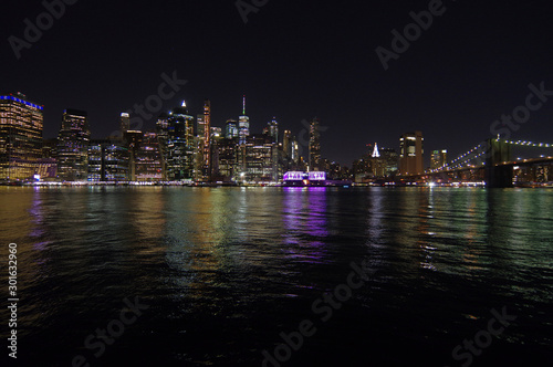 night brooklyn bridge park manhattan 