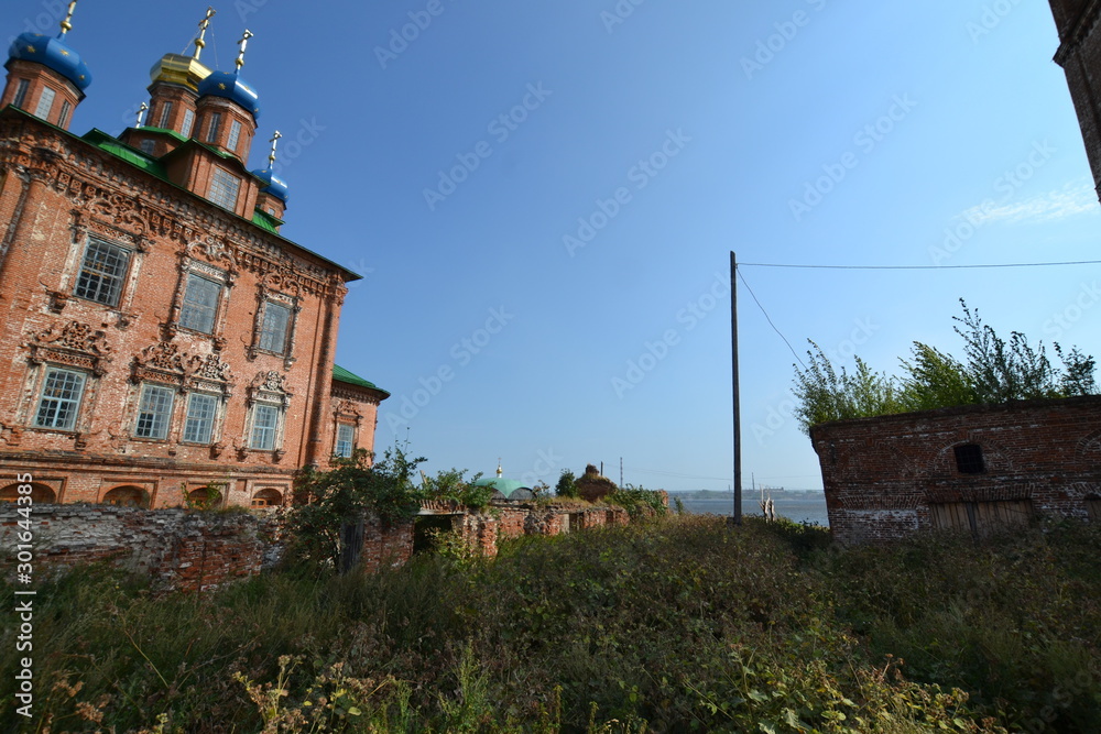 domes and wires: historical heritage and worn-out infrastructure of Usolye in the north of Perm region