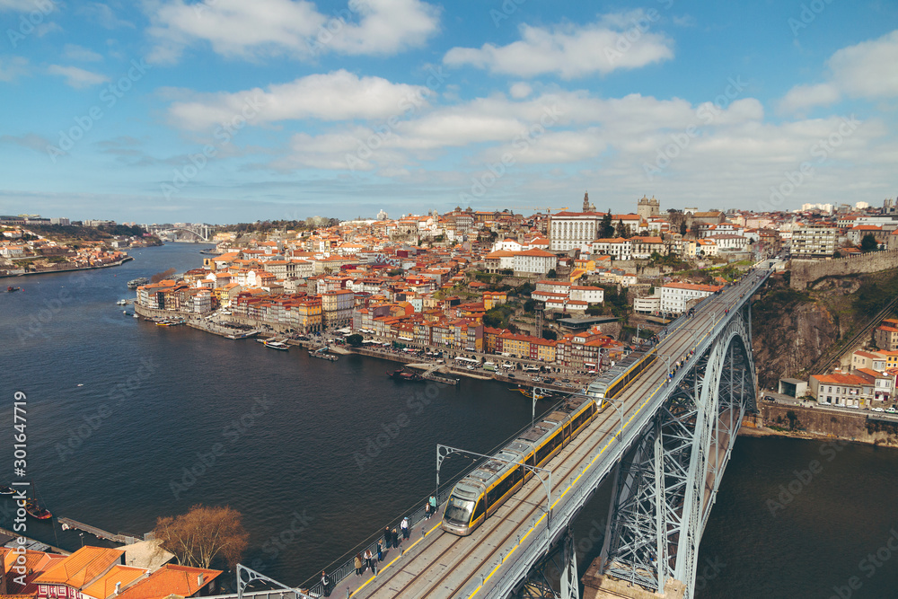 Fototapeta premium porto from luiz I brigde