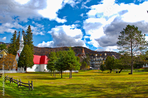 vista pueblo en la montaña