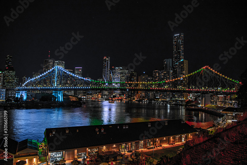 Brisbane story bridge at night © KeisukeOta
