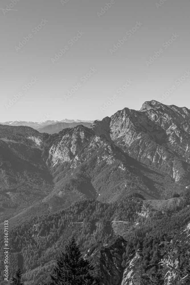 Obraz premium View from the Katrin. The Katrin is a mountain in Upper Austria near Bad Ischl and belongs to the Katergebirge