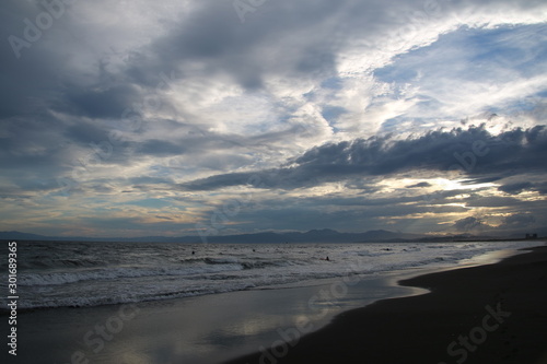 鵠沼海岸の夕日 © acchity