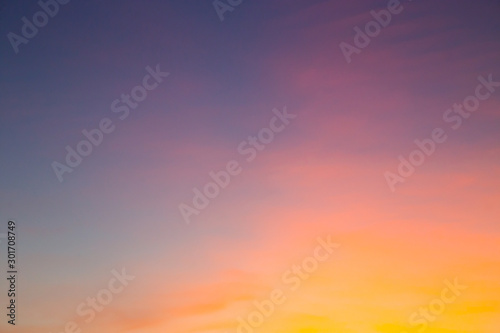 Fototapeta Naklejka Na Ścianę i Meble -  colorful sky at evening , twilight time