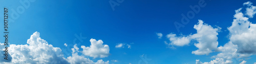 Canvas Print Panorama sky with cloud on a sunny day