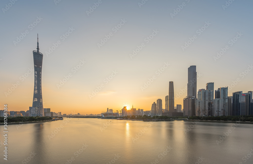 Obraz premium szerokokątny widok z lotu ptaka dzielnicy finansowej Guangzhou Zhujiang New Town, Guangdong, Chiny.