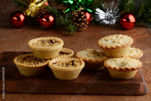 christmas fruit tarts and mincemeat pies