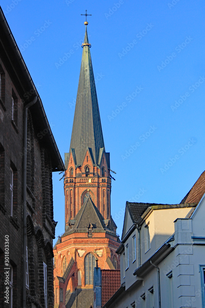 Lüneburg: Gotische St.Nikolai-Kirche (1372, Niedersachsen) Lüneburg: Gotische St.Nikolai-Kirche (1372, Niedersachsen)