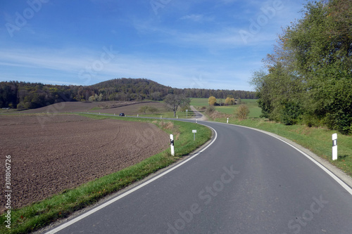 Staatsstra  e 2421 von Stierh  fstetten nach Greuth