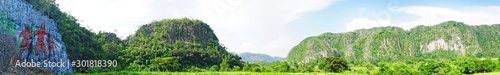 Muro de la Prehistoria en El Valle Viñales, Cuba, Republica Cuba