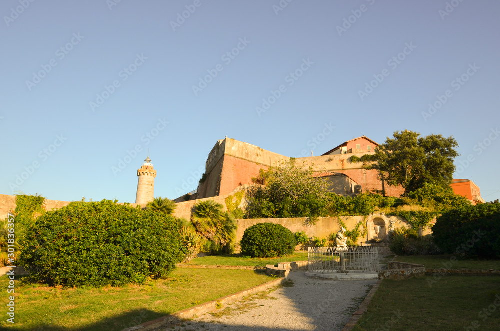 Forte Stella e Faro di Portoferraio - Isola d'Elba Forte Stella e Faro di Portoferraio - Isola d'Elba