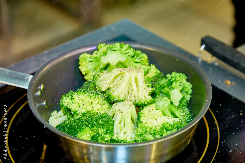 Broccoli is fried with butter or boiled in a pan. Broccoli is fried with butter or boiled in a pan.