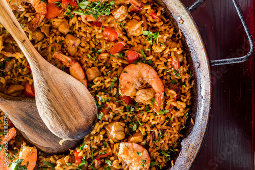 Fotografija seafood paella