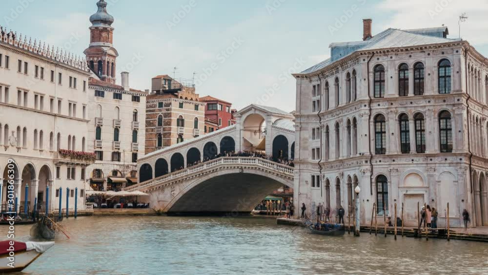 Videoiq Rialto Beautiful time lapse view of traditional Rialto Bridge in Venice, Italy ...