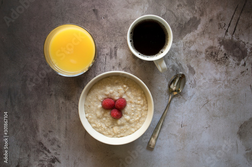 Raspberry Oatmeal Breakfast
