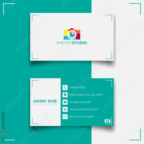 simple and clean photographer business card vector