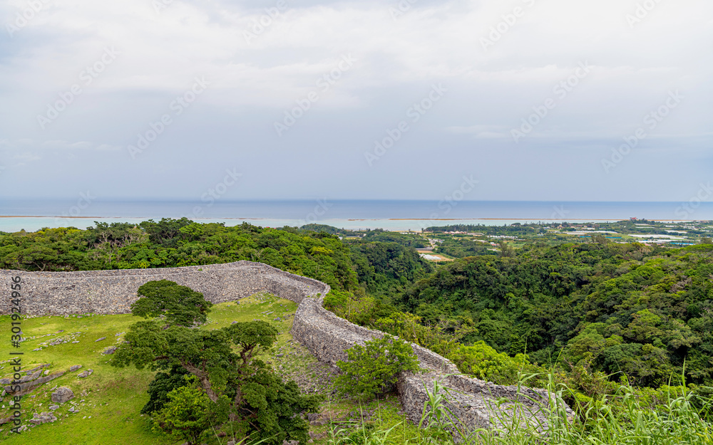 沖縄 今帰仁城からの眺望