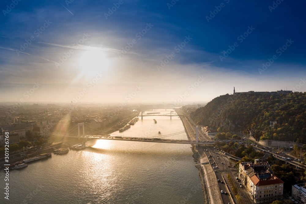 Budapest, Hungary Panorama of erzsébet Bridge Budapest, Hungary Panorama of erzsébet Bridge