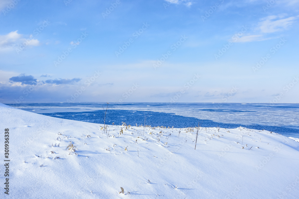 オホーツク海の流氷