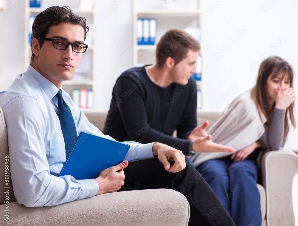 Family visiting psychologist for family problem Family visiting psychologist for family problem
