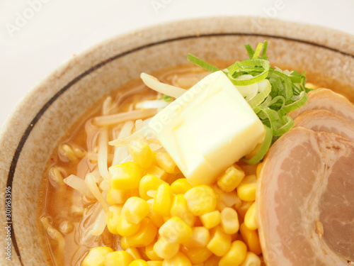 味噌ラーメン（バター風味）