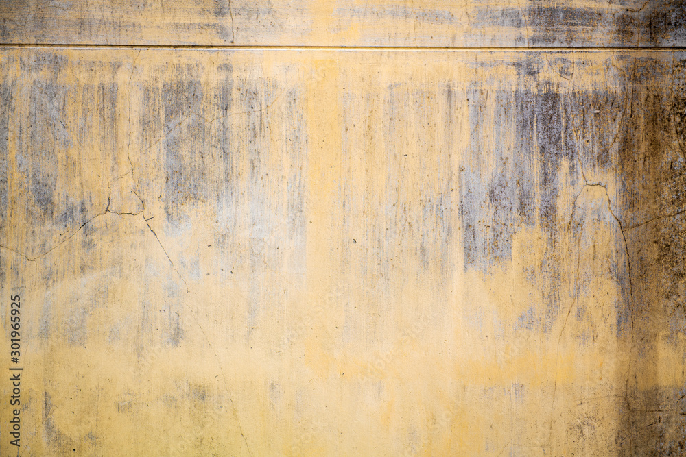 Obraz premium The dark concrete building suitable for the assembly or the use appropriate the background , Idea copy space 