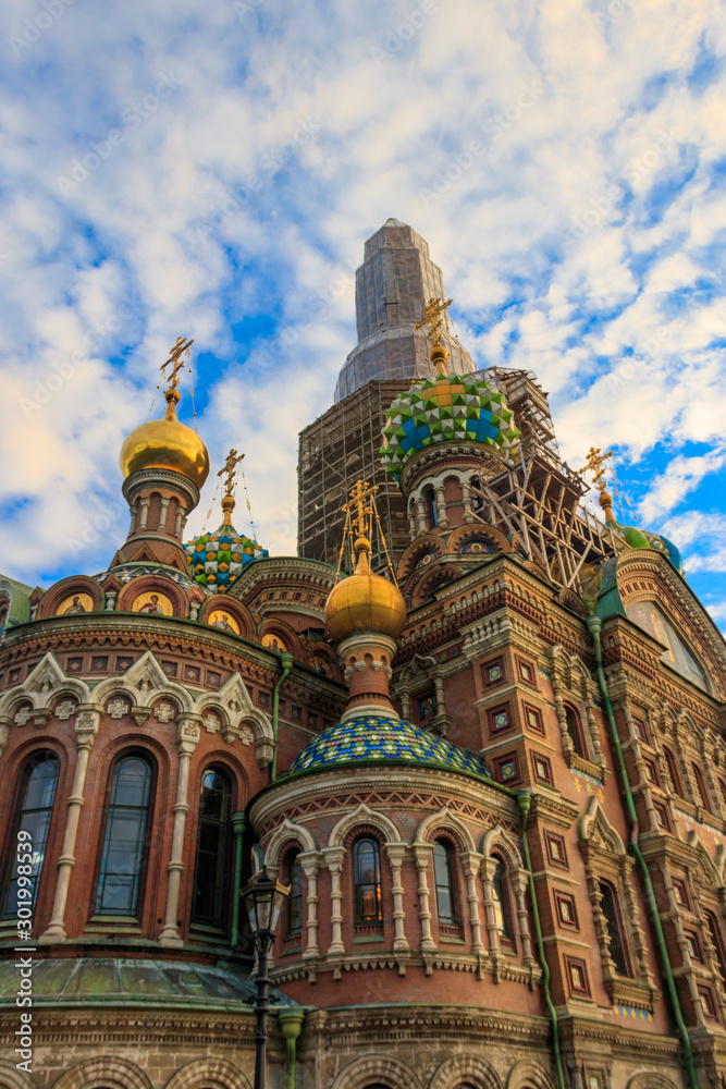 Fototapeta premium Church of the Savior on Spilled Blood or Cathedral of the Resurrection of Christ is one of the main sights of Saint Petersburg, Russia
