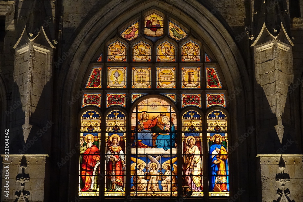 vitraux de l'église Notre Dame de L'Assomption Olonne 