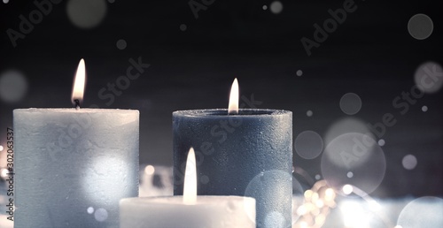 Drei brennende Adventskerze...