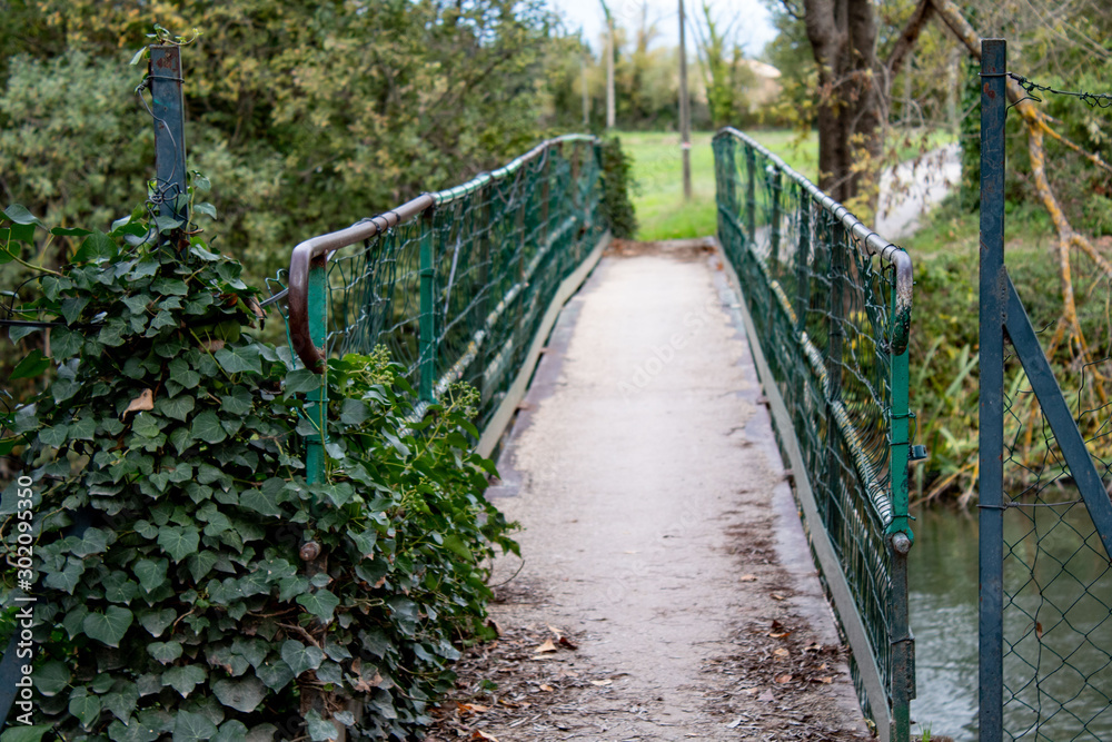 Obraz premium Vielle passerelle