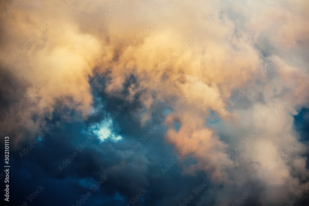 Obraz premium Dark clouds