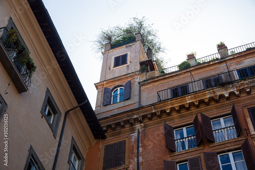 Canvas Print Old buildings on the streets of Rome