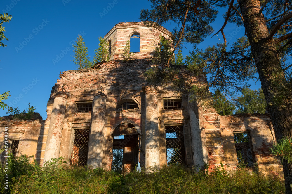 The destroyed Church of the Blessed Virgin (1825-1836) in the village of Korotsko. Russia, Novgorod region The destroyed Church of the Blessed Virgin (1825-1836) in the village of Korotsko. Russia, Novgorod region