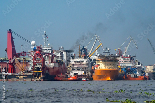 Busy port