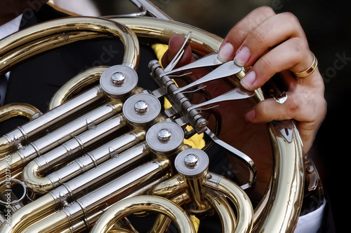 photo of brass wind instruments © klazing