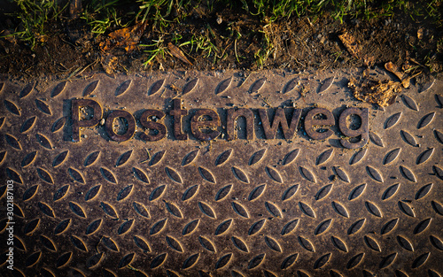 Berliner Mauer Postenweg Denkmal Mauerfall photo